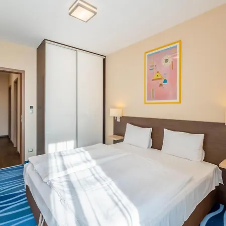 Mf Port Azur Wellness Apartman